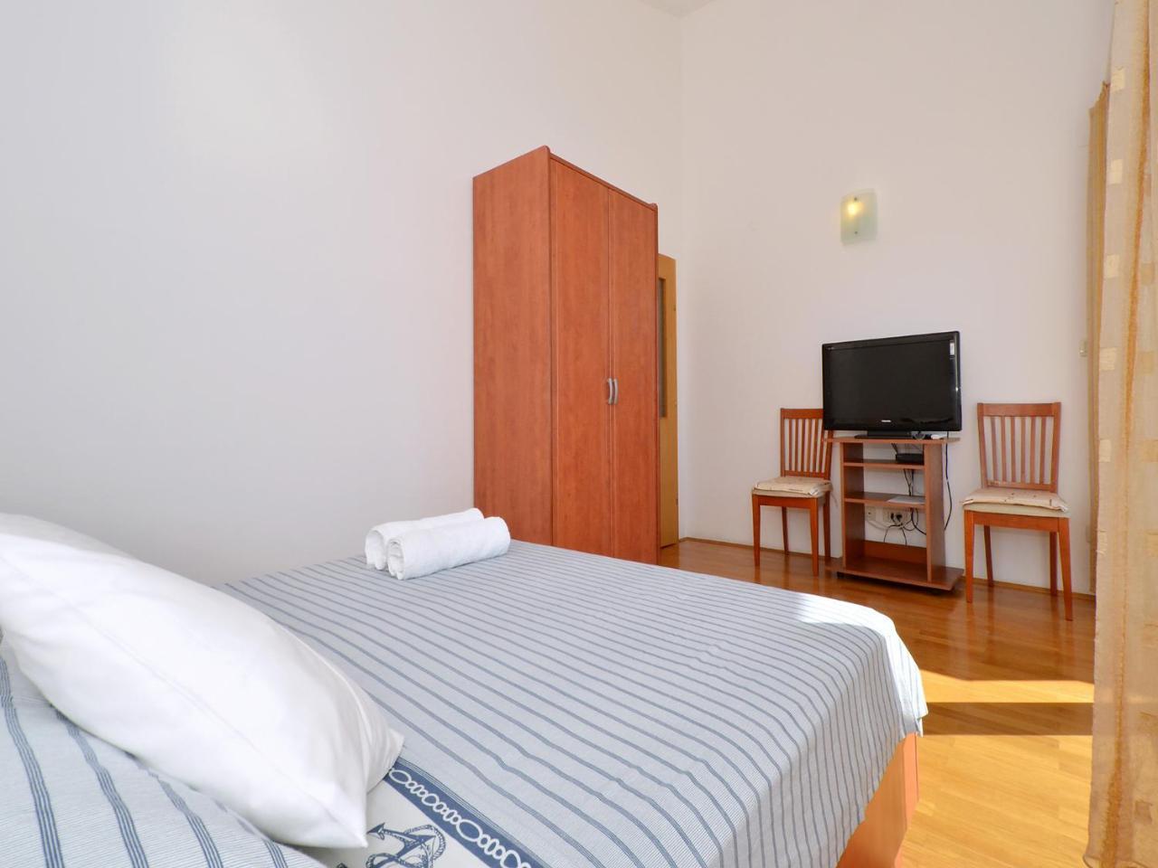 Apartments Nera Podstrana Ngoại thất bức ảnh