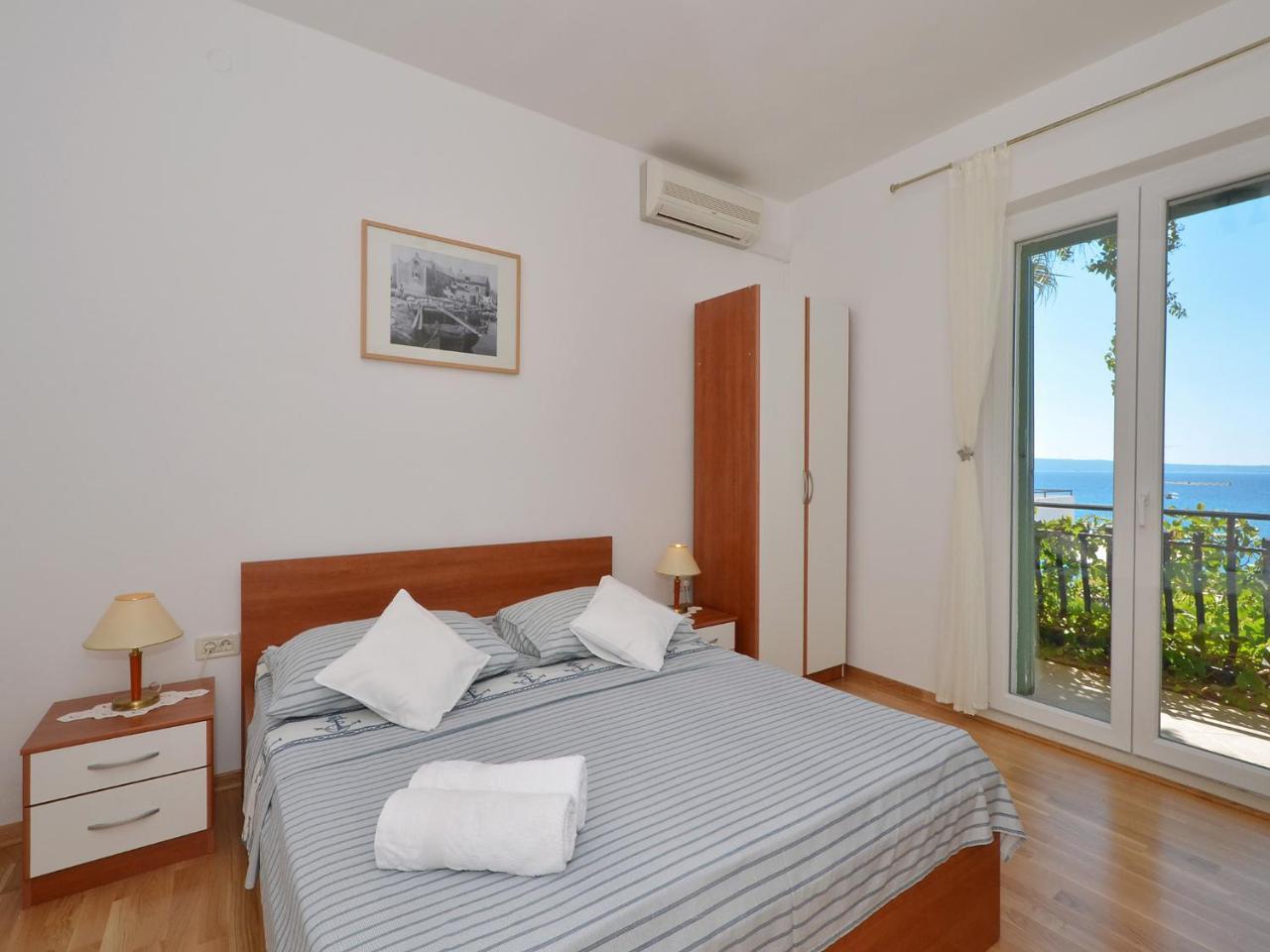 Apartments Nera Podstrana Ngoại thất bức ảnh